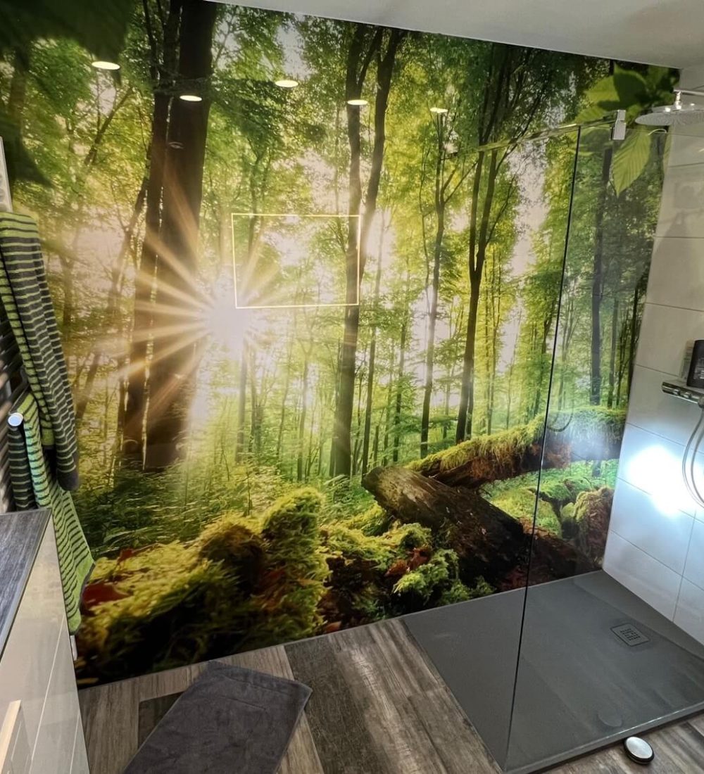 Komplettbadsanierung mit zeitlosem Wandbild im Raum Duisburg 3