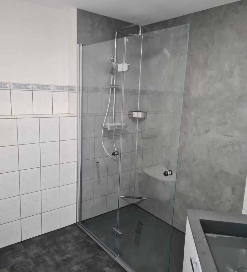 Teilbadsanierung mit Dusche statt Badewanne und Vinylboden im Raum Moers 6
